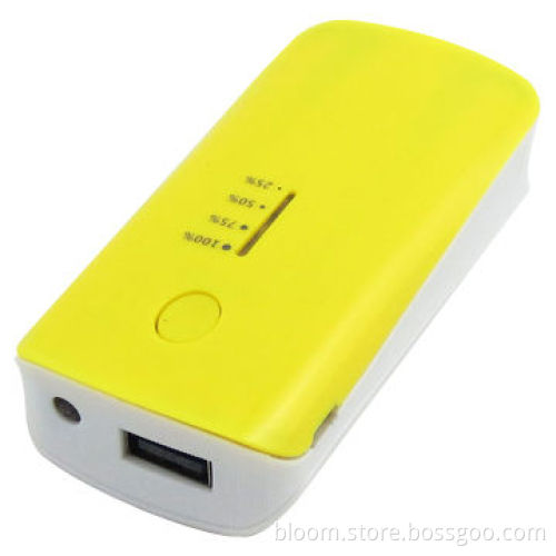 Portable Gift USB Mobile Phone Chargers for iPhone 5/4/4S with 1W LED Flashlight, 5,200mAh Capacity